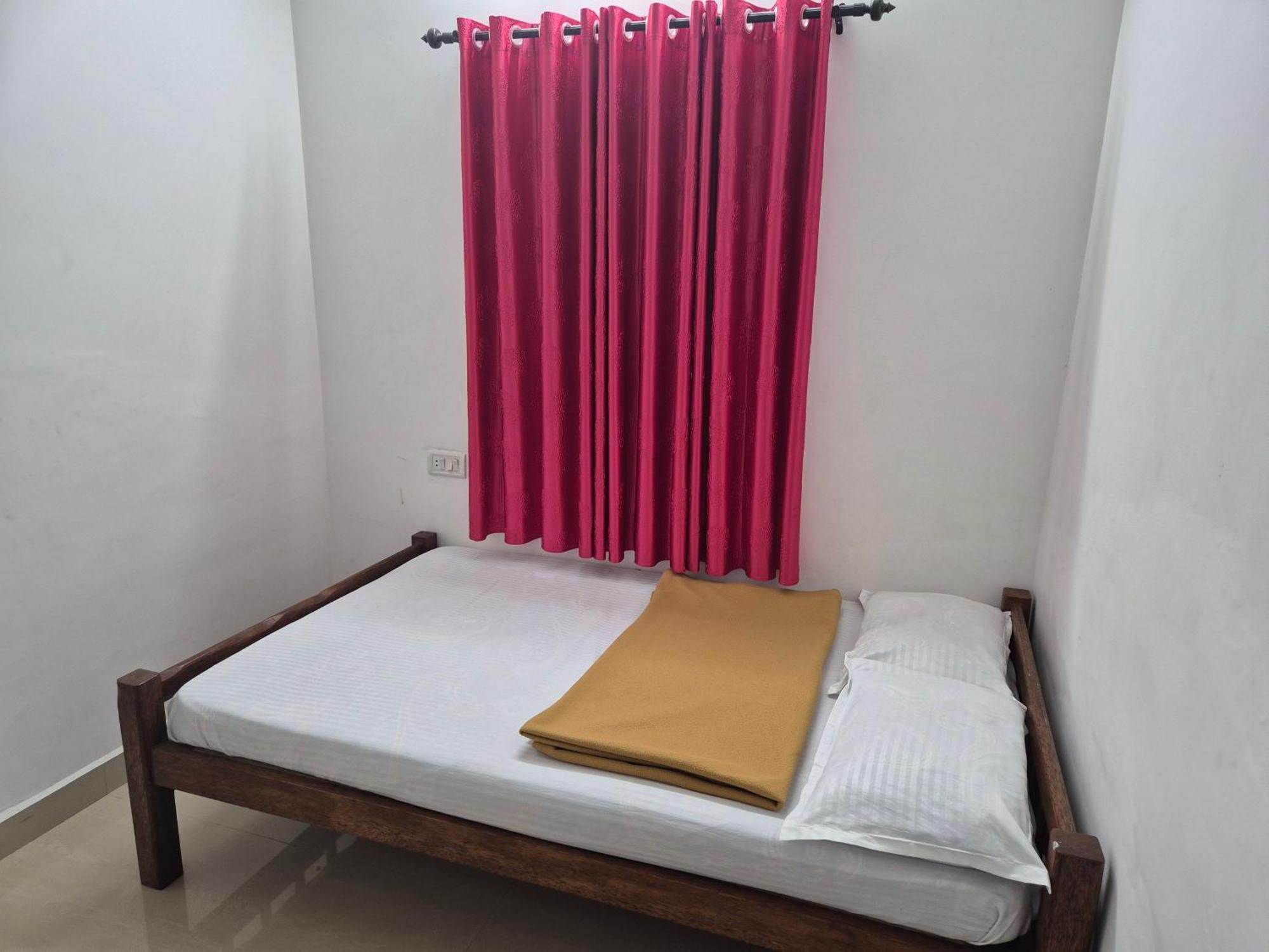 Anivilla Holiday Home Kunjithanny Anachal Ruang foto